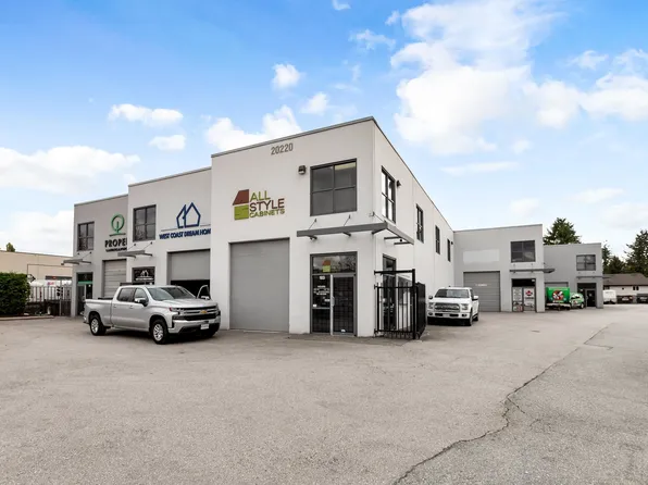 20220 113b Ave #105/205, Maple Ridge, BC V2X 0Y9