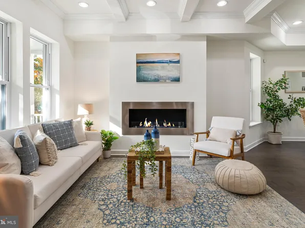 717 Girard St NW, Washington, DC 20001