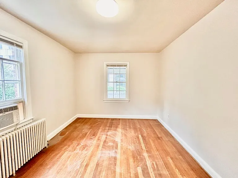 - 4534 Avondale Street — Photo 37