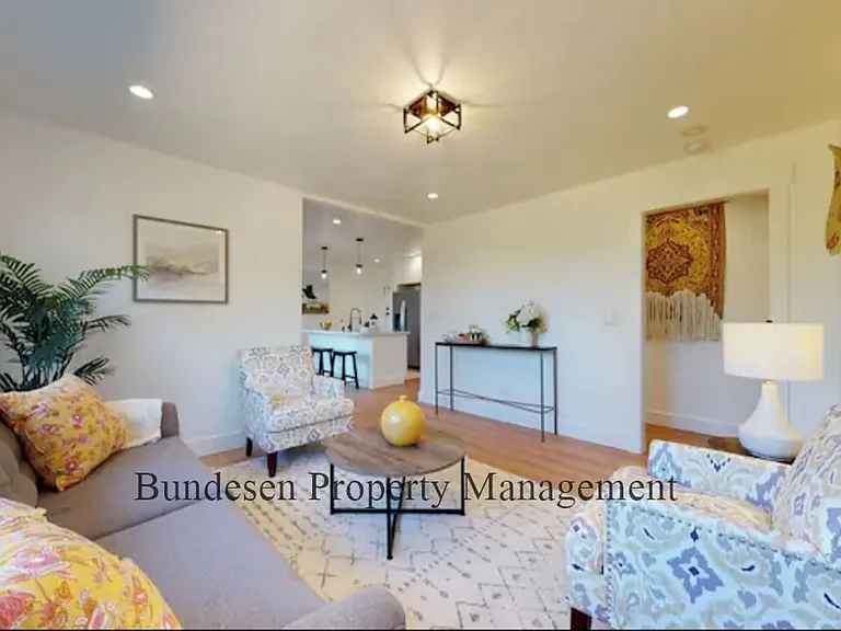 4 Lone Oak Ct — Photo 6