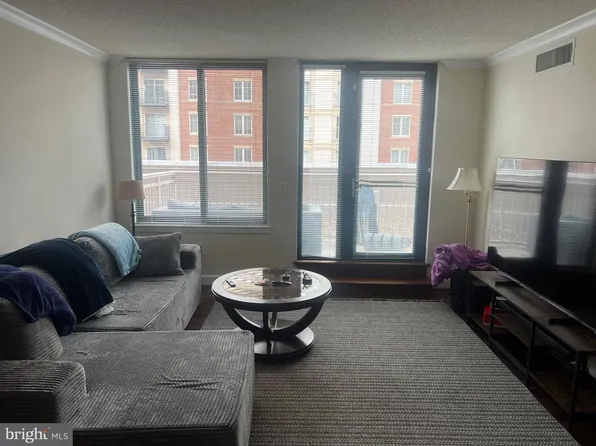 1220 N Fillmore St Unit 507, Arlington, VA 22201