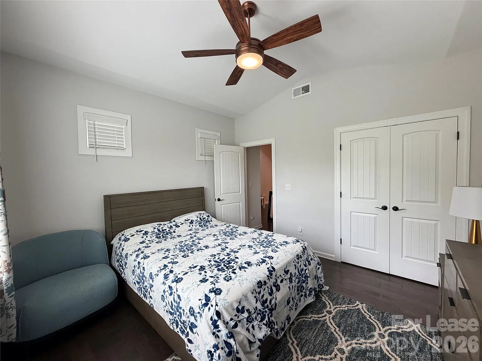 5 bed, 3.0 bath, 2594 sqft, $2,850 — Photo 4