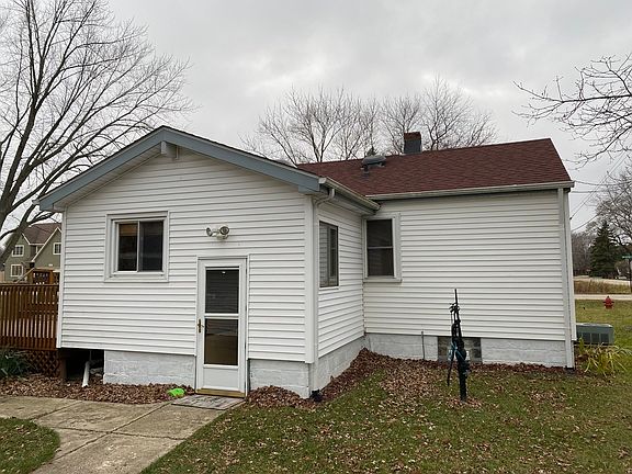 3rd image of 203 Garnett Ave