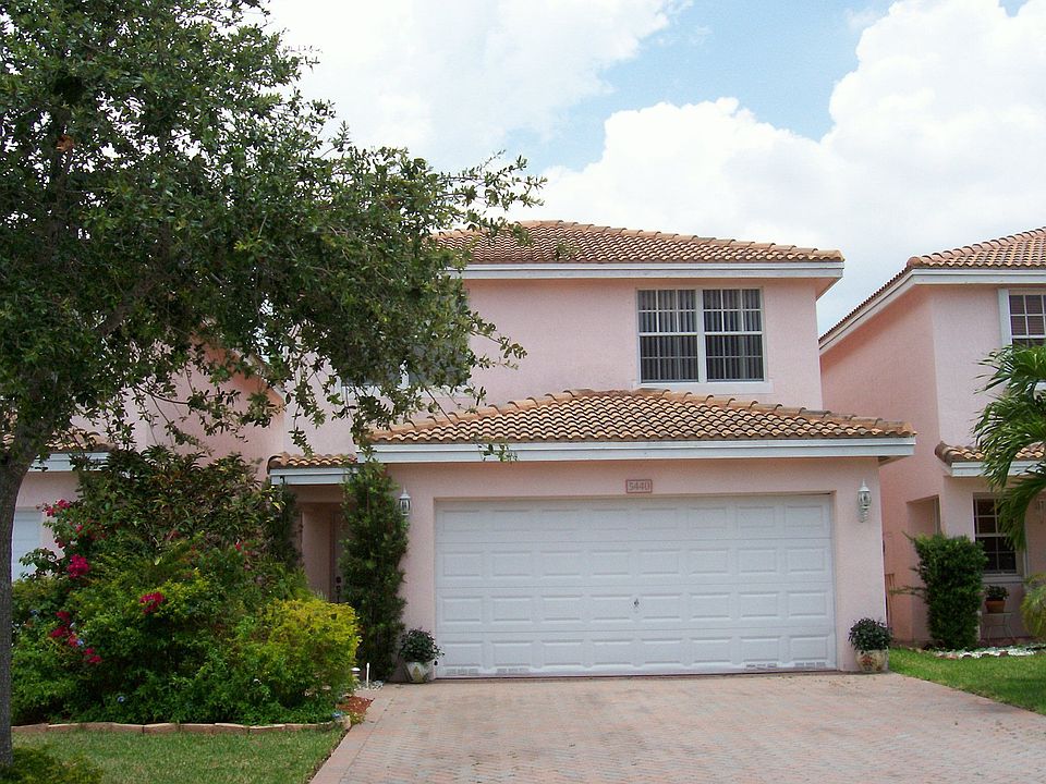 1st image of 5440 NW 92nd Ave