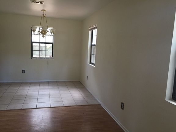 3rd image of 7607 Woodville Hwy