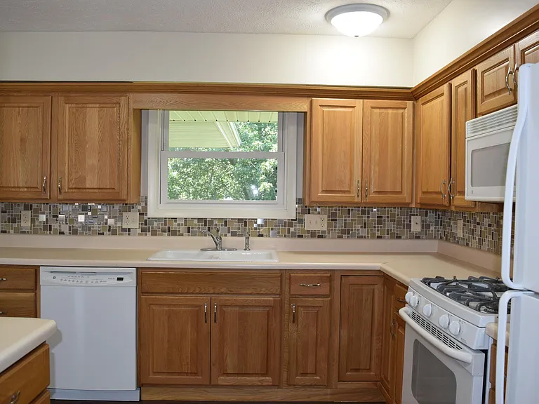 2609 Hall Ct — Photo 12
