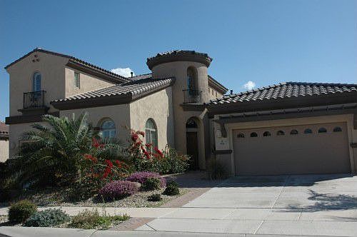 1st image of 761 W Azure Ln