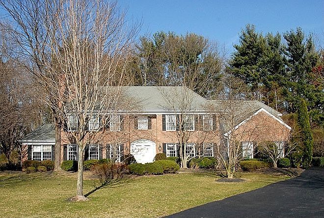 1st image of 11 Highfield Ct