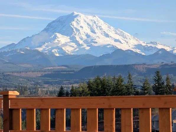 20427 Myrtle Pl E, Bonney Lake, WA 98391