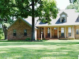 5922 Murray Paris Rd, Hazel, KY 42049