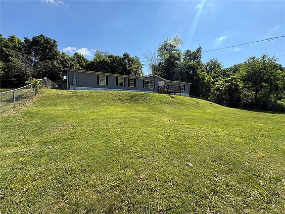 3rd image of 1476 S 88th Rd