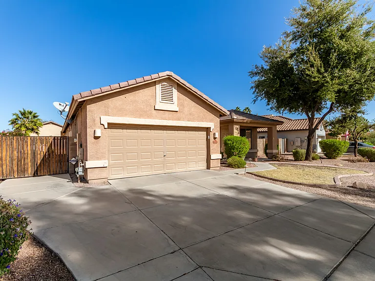 4384 E Cherry Hills Dr — Photo 38