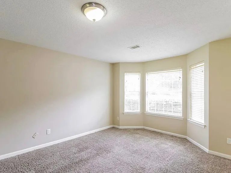 6849 Fireside Ln — Photo 4