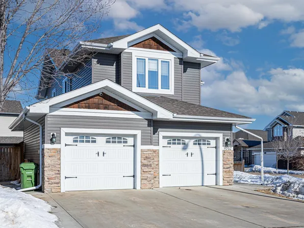 9702 104th Ave, Morinville, AB T8R 0B6