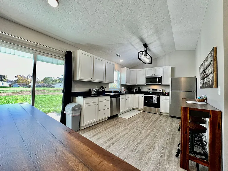 804 Pierson Rd — Photo 17