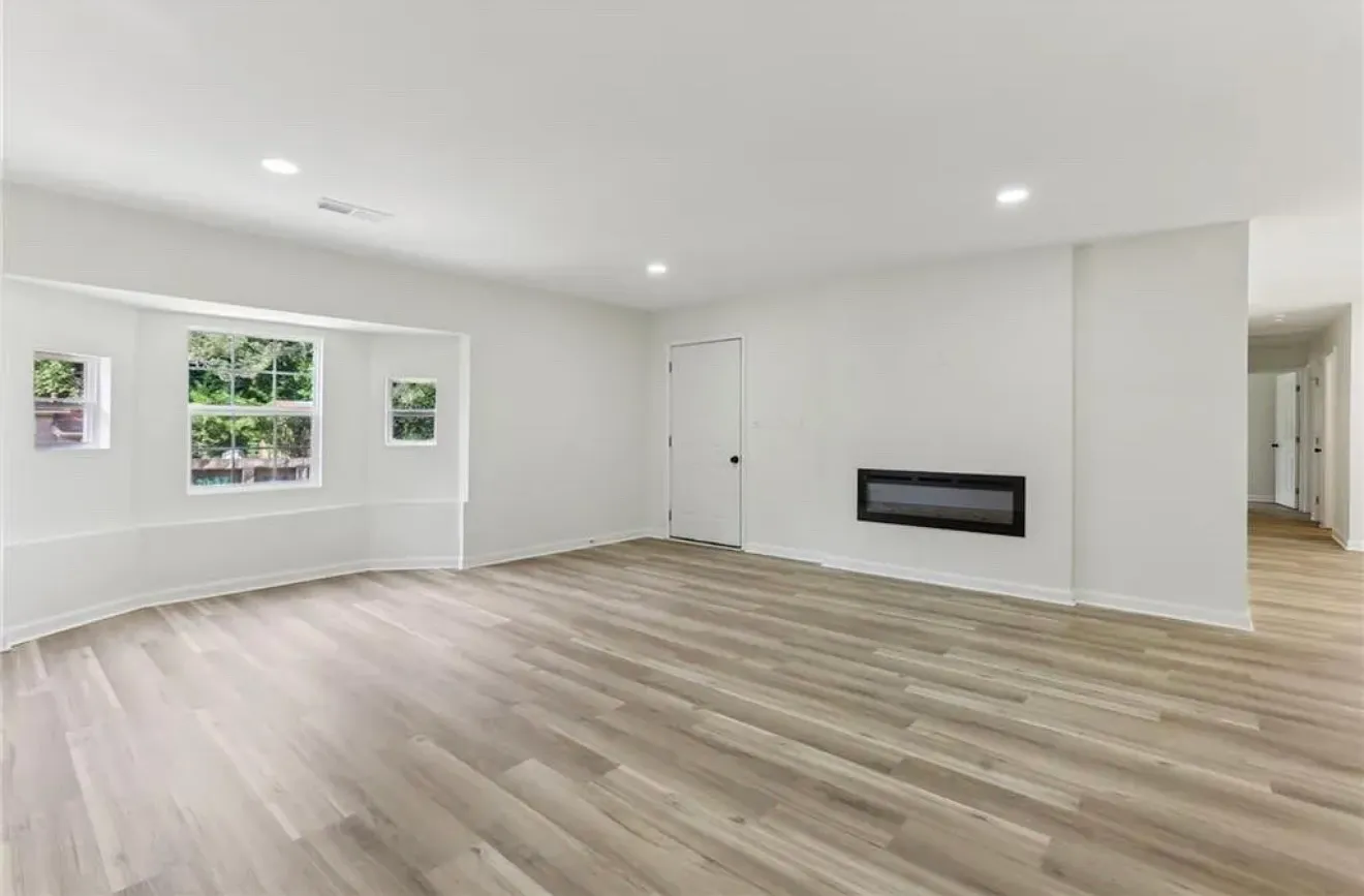 4 bed, 1603 sqft, $2,150 — Photo 4