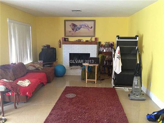 4th image of 1571 Beech Grove Dr