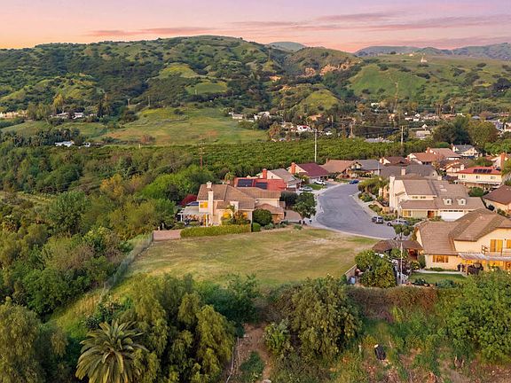 5th image of 815 Woodgrove Rd