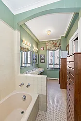 Sold by Societe Real Estate