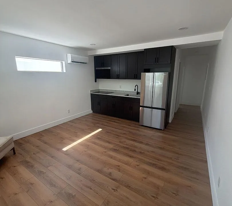 7801 Byron Ave