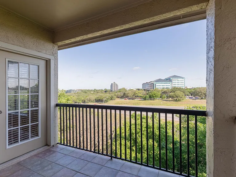 9525 Capital Of Texas Hwy #134 — Photo 22