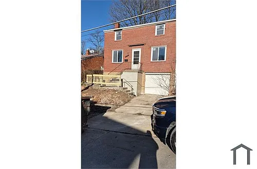 650 Seagirt St Photo 1