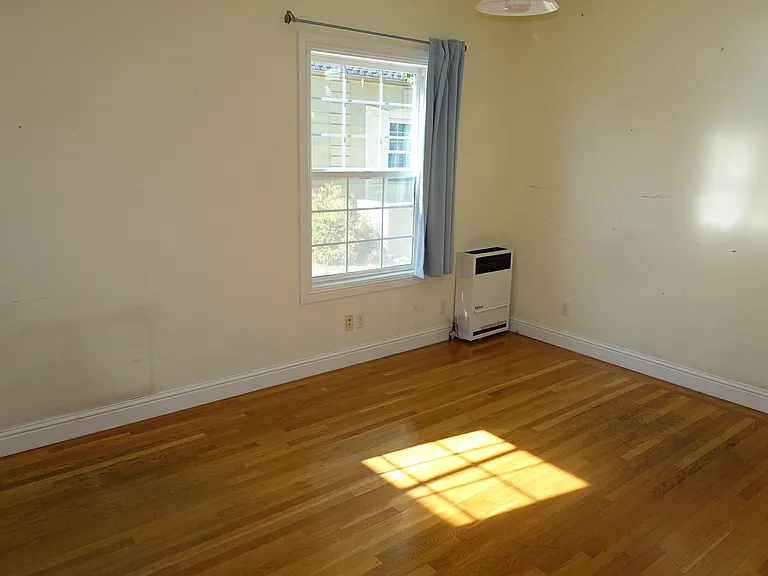2573 Virginia St #B — Photo 15