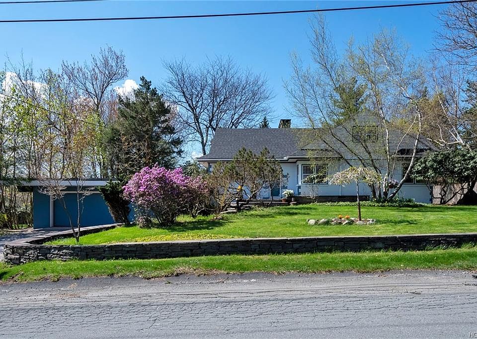 2nd image of 35 Atwell Ln