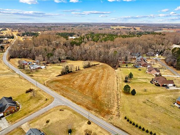 3rd image of 0 Patterson Rd