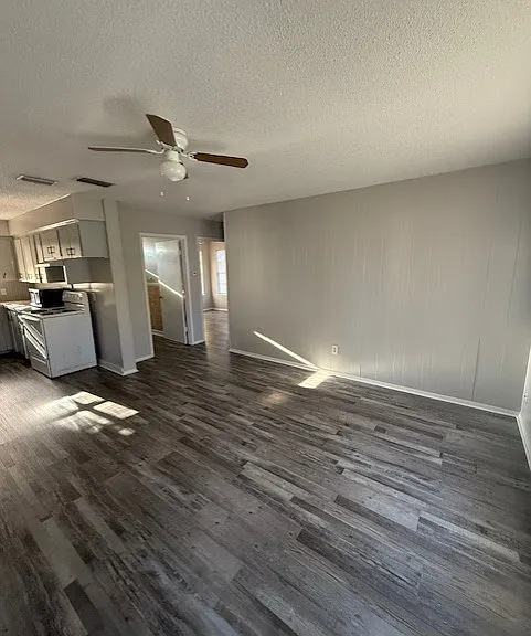 135 Fannin St — Photo 3