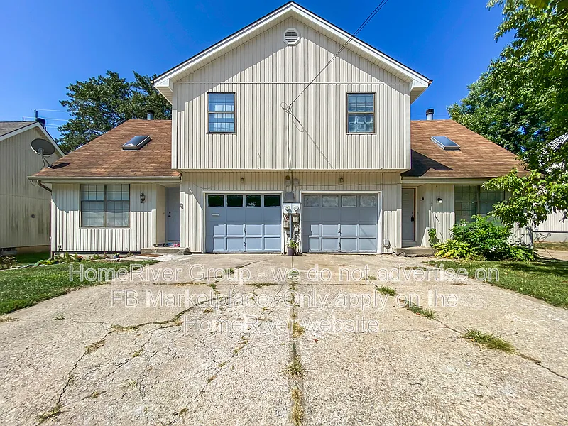 11031 N Oak Trfy