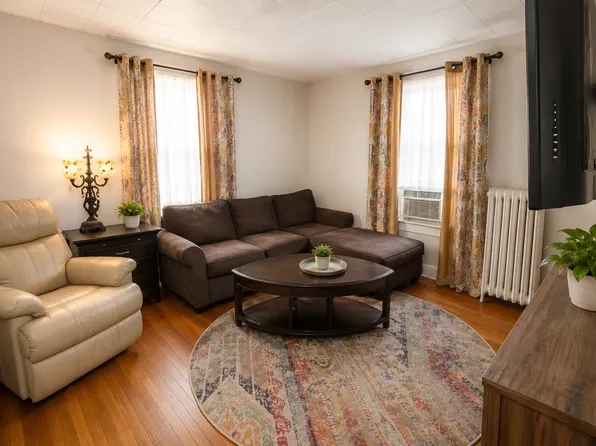 33 Acton St APT 1, Arlington, MA 02476