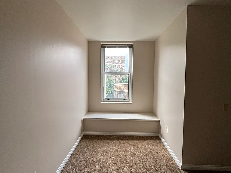 Homer G. Phillips Senior Apartments — Photo 32