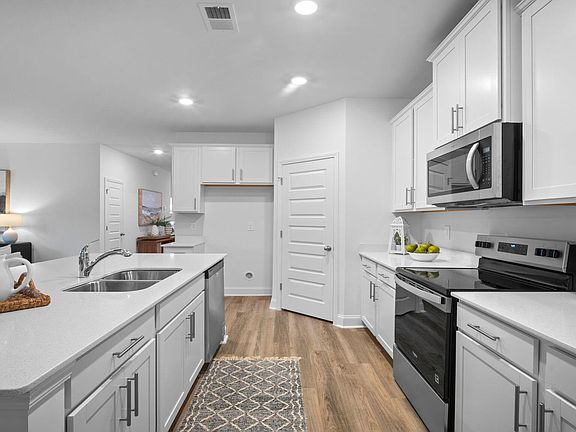 3rd image of 744 Sanctuary Drive