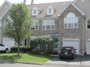 13 Battalion Dr, Basking Ridge, NJ 07920