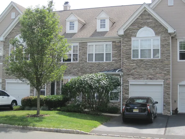 13 Battalion Dr, Basking Ridge, NJ 07920