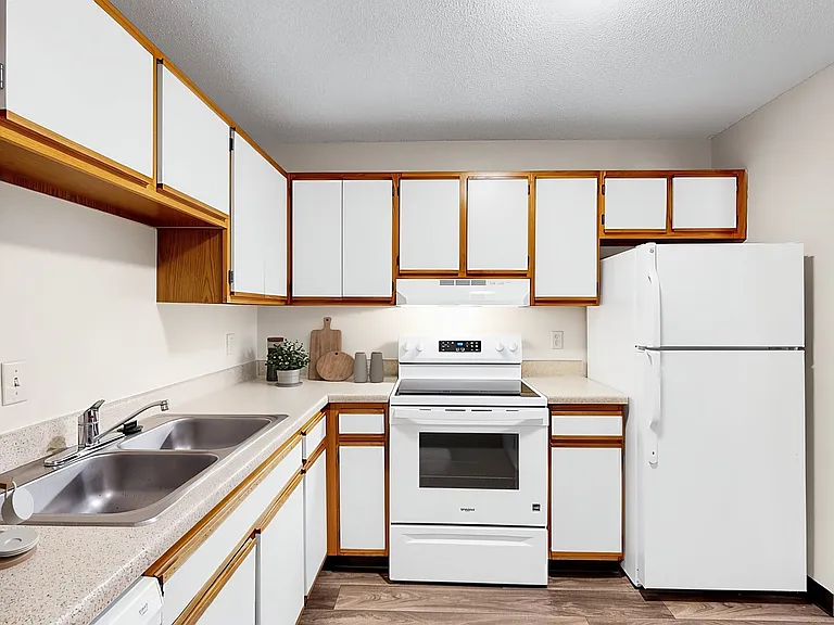 Cinnamon Ridge Apartments — Photo 8