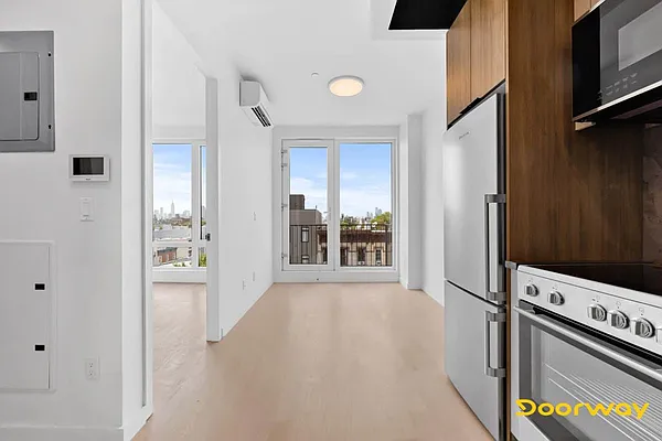 Rented by Doorway NYC, LLC | media 10