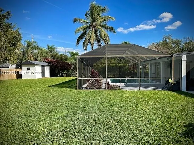 7425 SW 118th St — Photo 7
