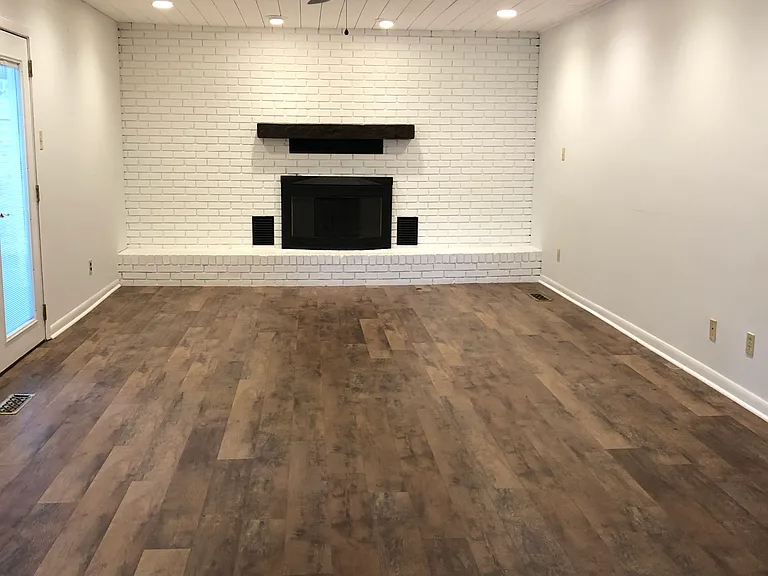 2713 Shropshire Blvd — Photo 9
