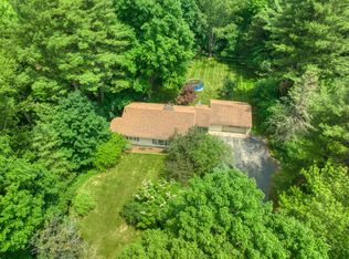 5423 Browns Lake Rd, Jackson, MI 49203