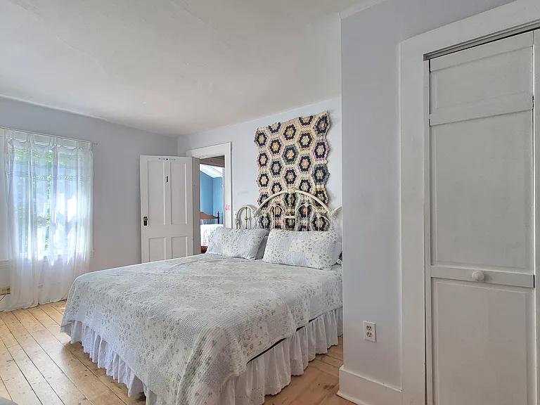 45 Stearns Rd — Photo 32