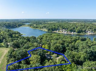 7450 Pine Ridge Dr NE, Belding, MI 48809