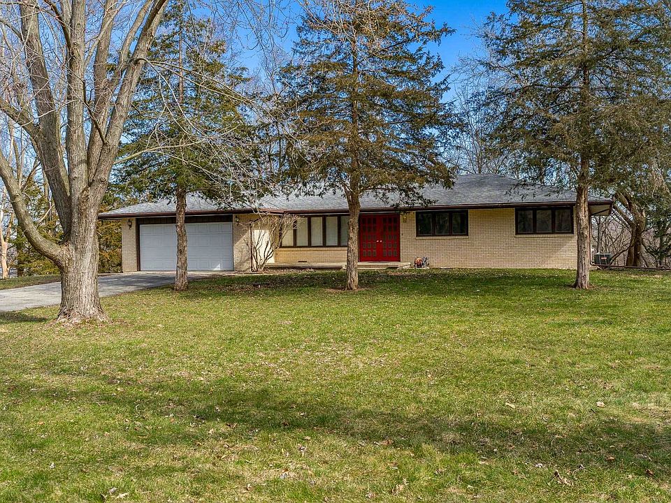 1st image of 11727 Dorothea Ave