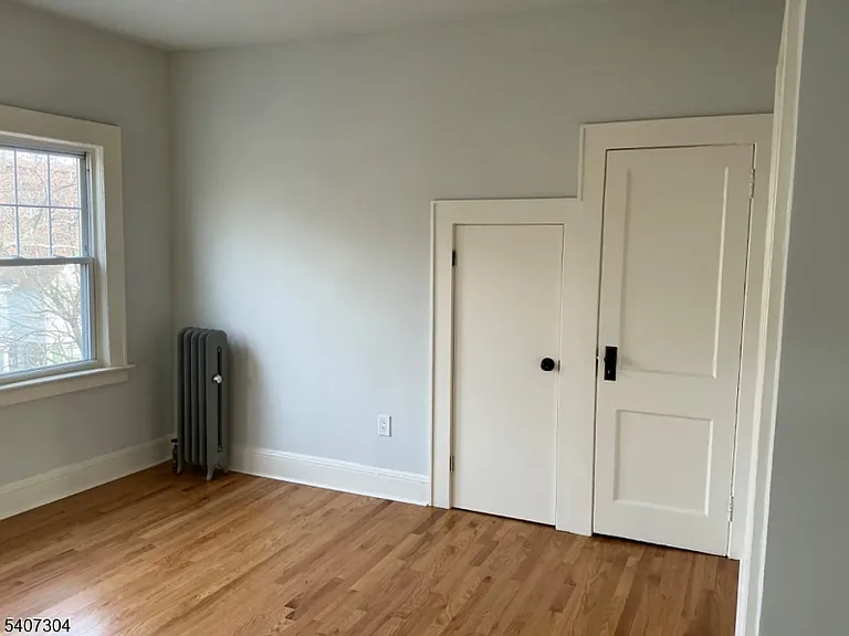 176 Weequahic Ave #2 — Photo 7