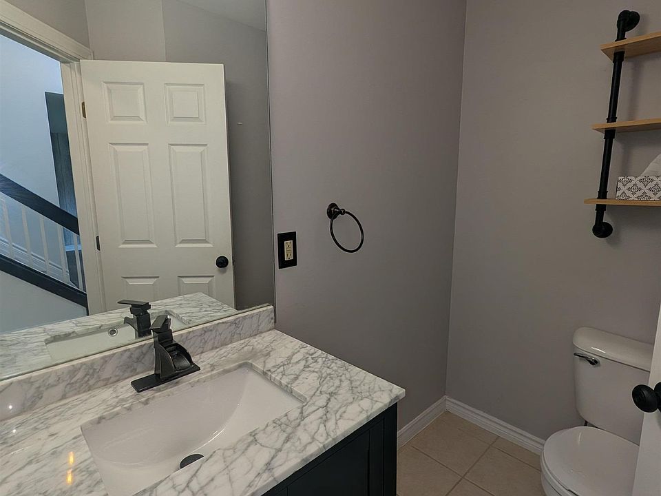 2881 Harwood Dr, photo 22