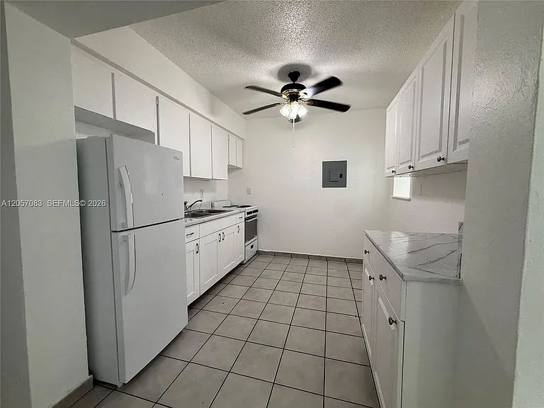7550 NW 2nd Ter #7750 — Photo 6