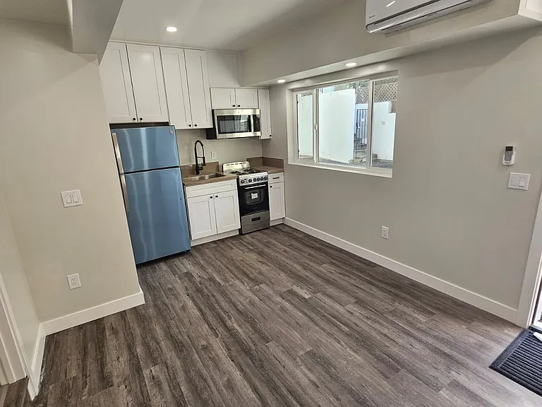 3929 Alabama St #J — Photo 2