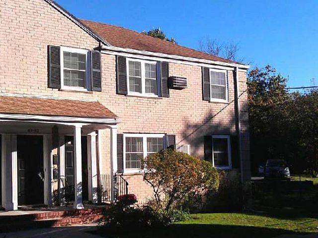 2nd image of 6750 223rd Pl
