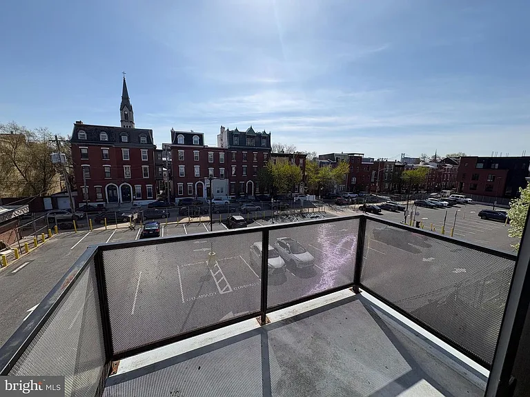 1005 N Marshall St #3 — Photo 9